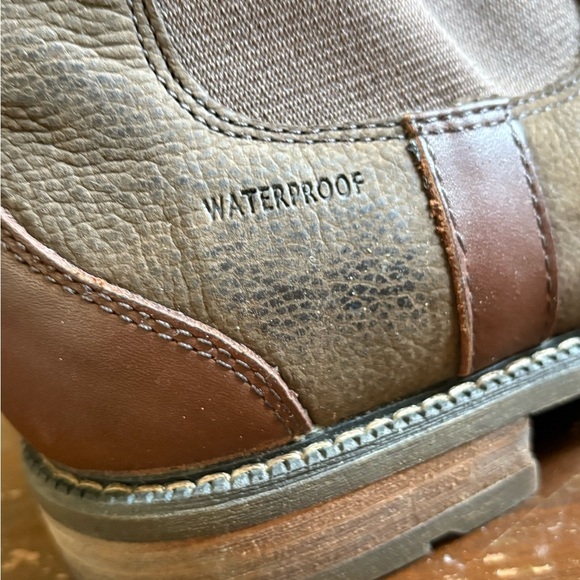 Ariat Brown Ankle Booties with Sturdy Sole - Picture 3 of 8